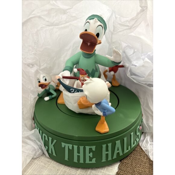 Duck The Halls Musical Figurine Holiday Cheer Disney Donald Huey Dewey Louie - Picture 3 of 4
